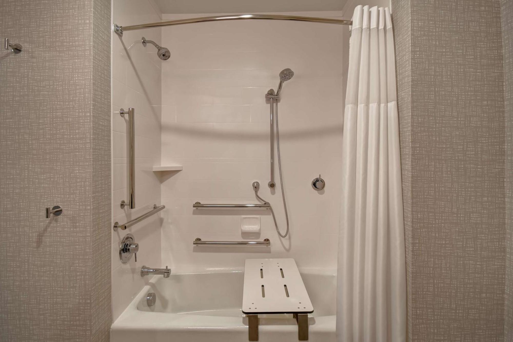 Hampton Inn Pleasant View Bagian luar foto
