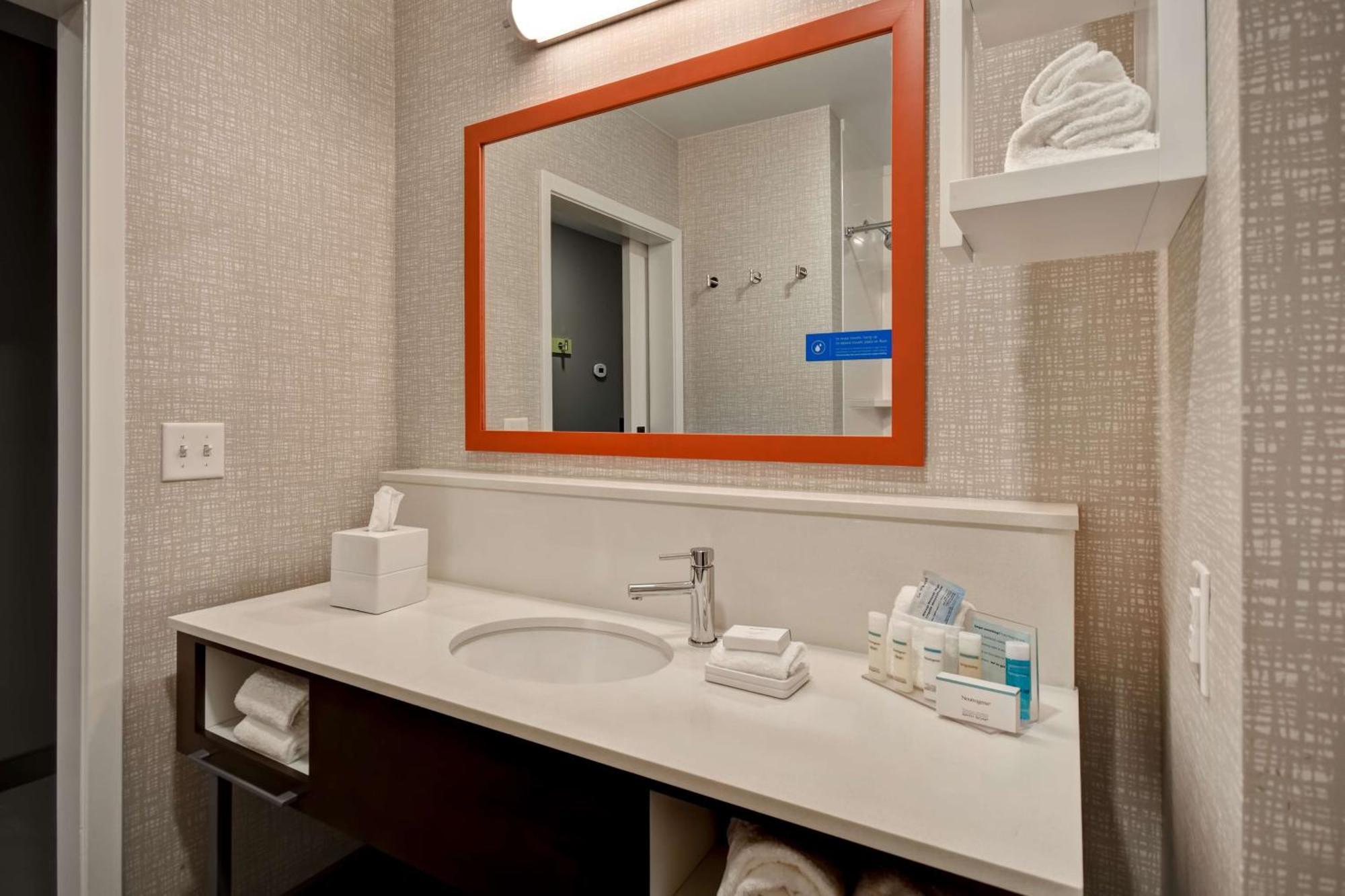 Hampton Inn Pleasant View Bagian luar foto
