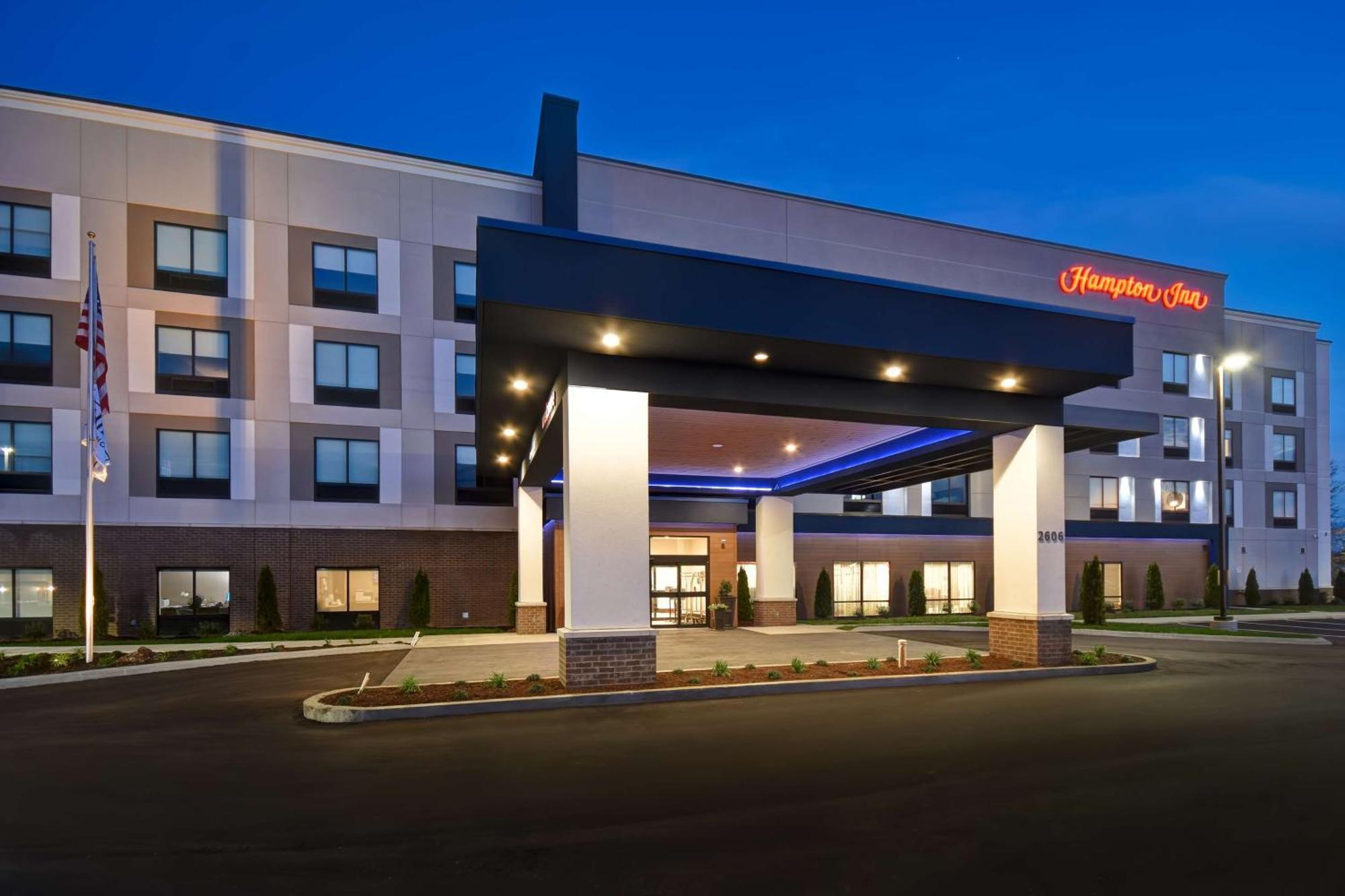 Hampton Inn Pleasant View Bagian luar foto